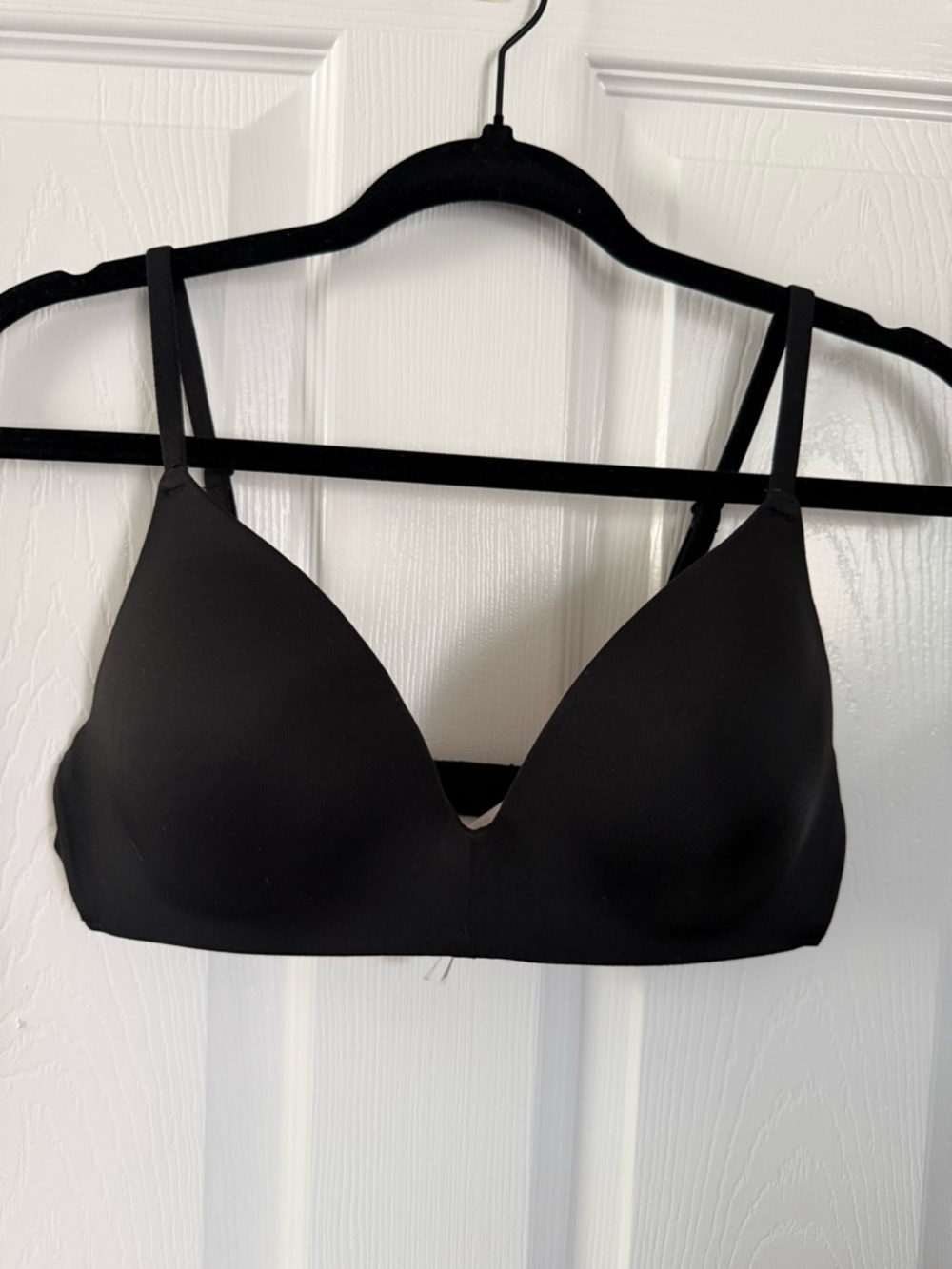 PINK Victoria's Secret Smooth Black Wireless Bra